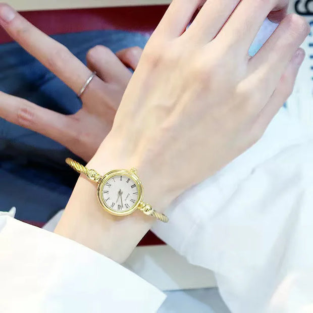 Women’s Luxury Gold Bangle Quartz Watch with Thin Chain